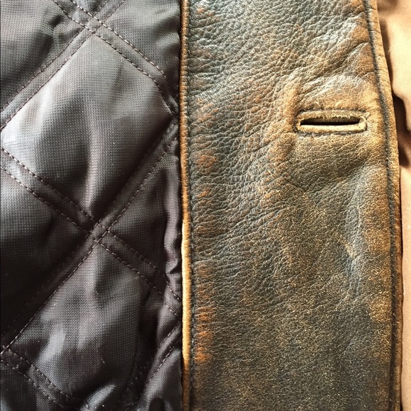 Heavy GORGEOUS leather coat. No offers, sorry. - Picture 6 of 8